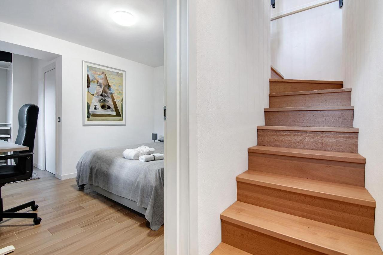 Fogazzaro Lake View Apartment Oria  Bagian luar foto