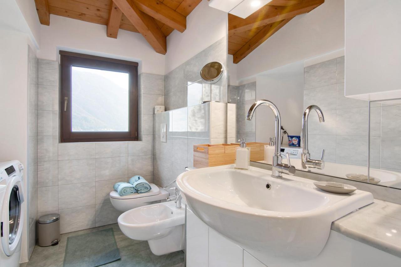 Fogazzaro Lake View Apartment Oria  Bagian luar foto